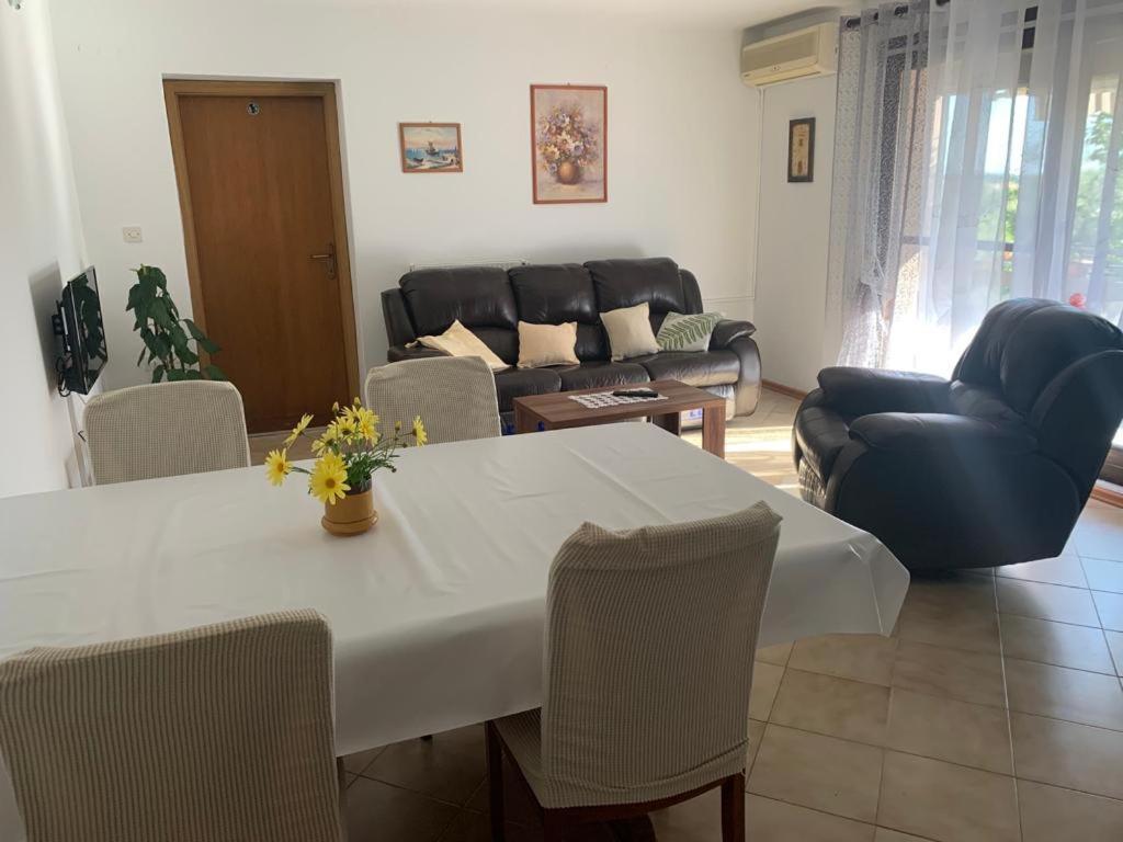 Apartman Dalija Vinkuran Exteriér fotografie
